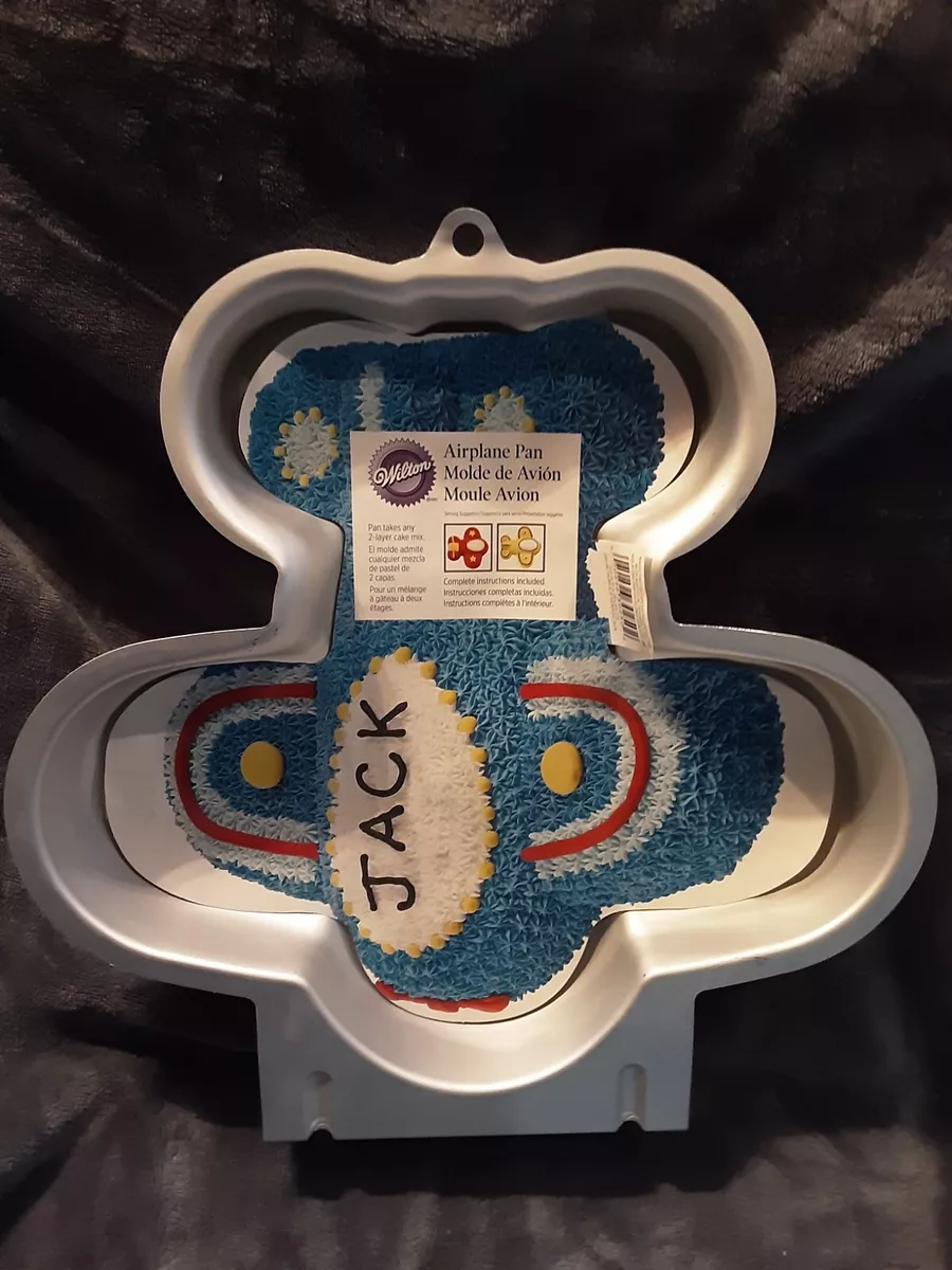 Airplane top cake pan