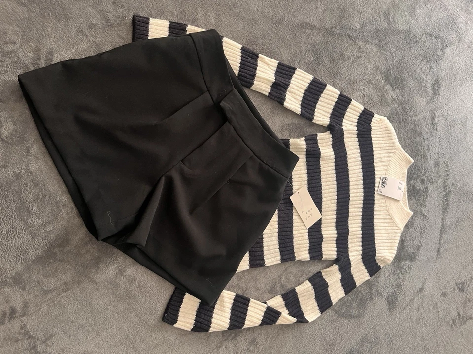 Pantalones Cortos A New Day Para Mujer 2 Blancos Plisados Crepé Elegantes Elastizados Tiro Alto Cremallera Foto 2 de 4