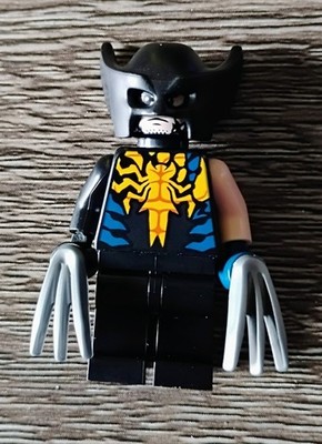 LEGO Marvel Venomized Wolverine Minifigure 76336 w/ Claws 