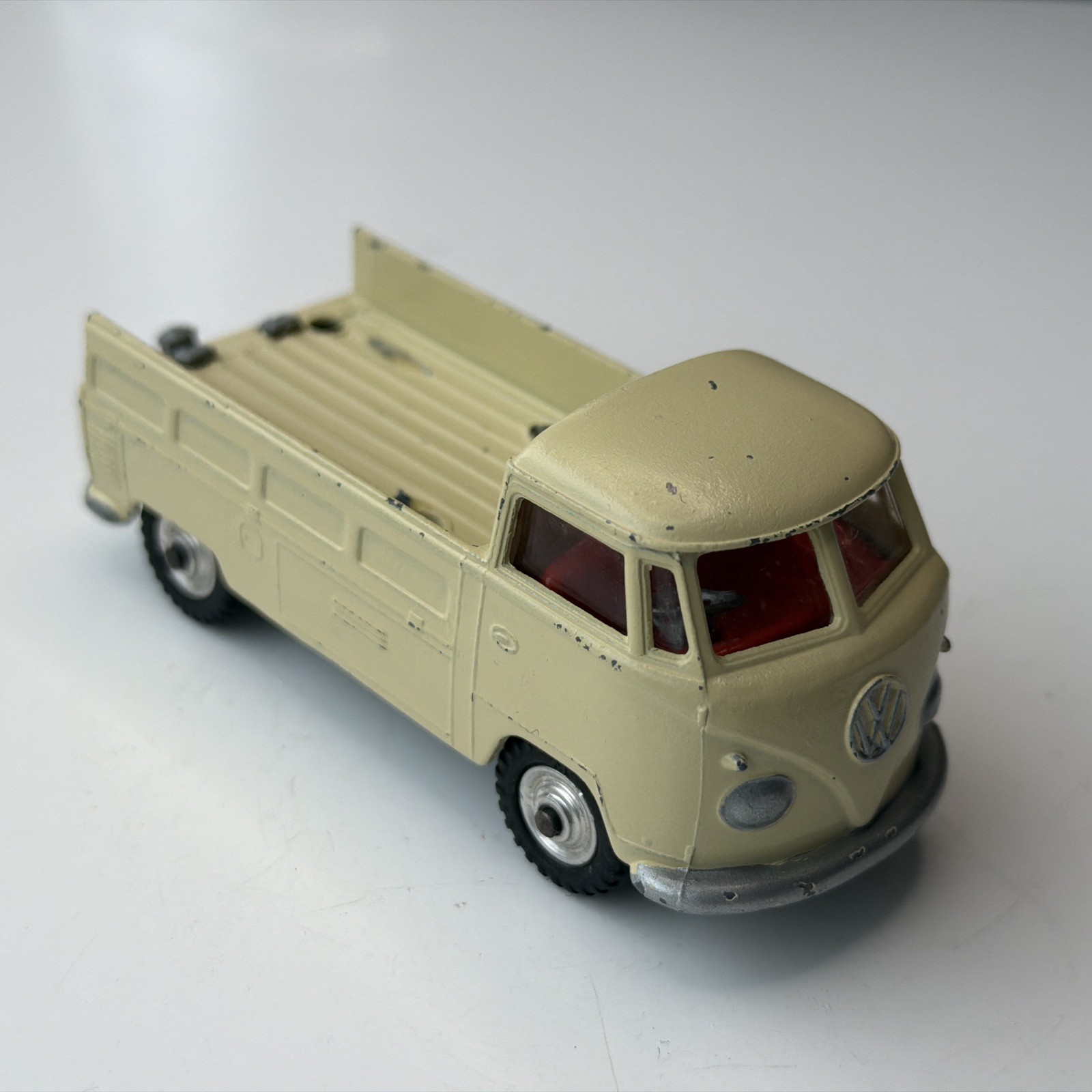 Corgi 490, VW Breakdown truck - Free Price Guide & Review