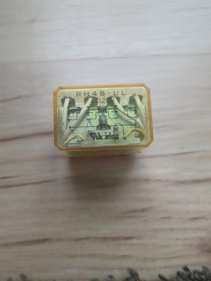 4-IDEC RH4B-ULC-AC120 General Purpose Relays 4PDT 10A 120V