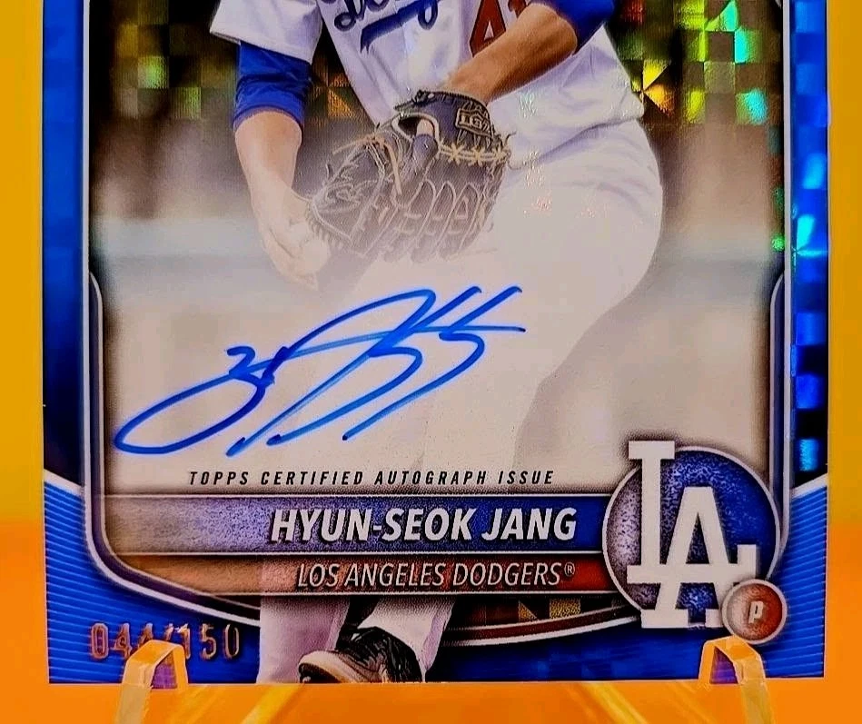 Bowman Chrome Hyun-Seok Jang 2025 #CPA-HJ "1st Blue X-Fractor Auto/150" Dodgers Foto 4 de 4