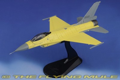Hobby Master 1:72 F-16V Fighting Falcon ROCAF #6666