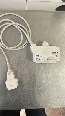 Toshiba PLT 704SBT Linear Array Ultrasound Transducer   7.5 MHz   IPX7   As Is