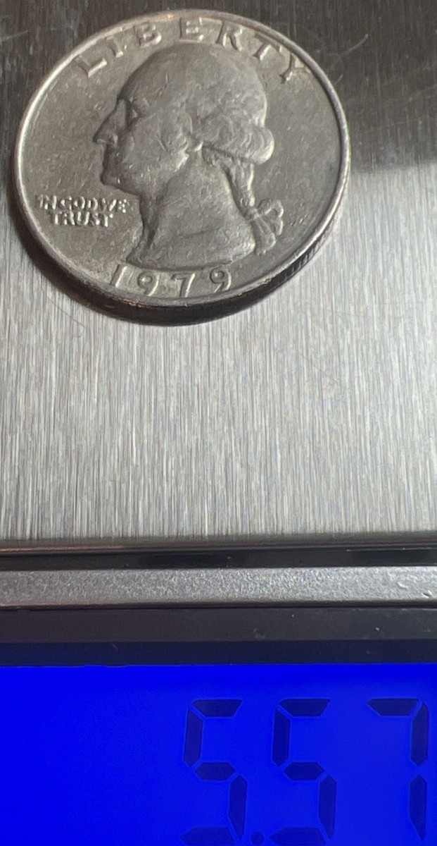 1979 George Washington quarter, no mint mark error. 5.5 g Rare
