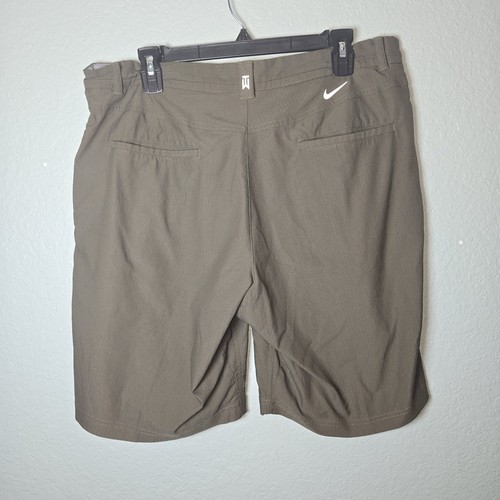Nike Tiger Woods Collection Golfshorts Herren Größe 35 olivgrün Taschen - Bild 7 von 18