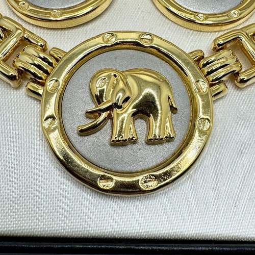 NUOVO set vintage anni 80 oro tono argento ELEFANTE collana e orecchini MONTGOMERY WARD - Foto 2 di 9
