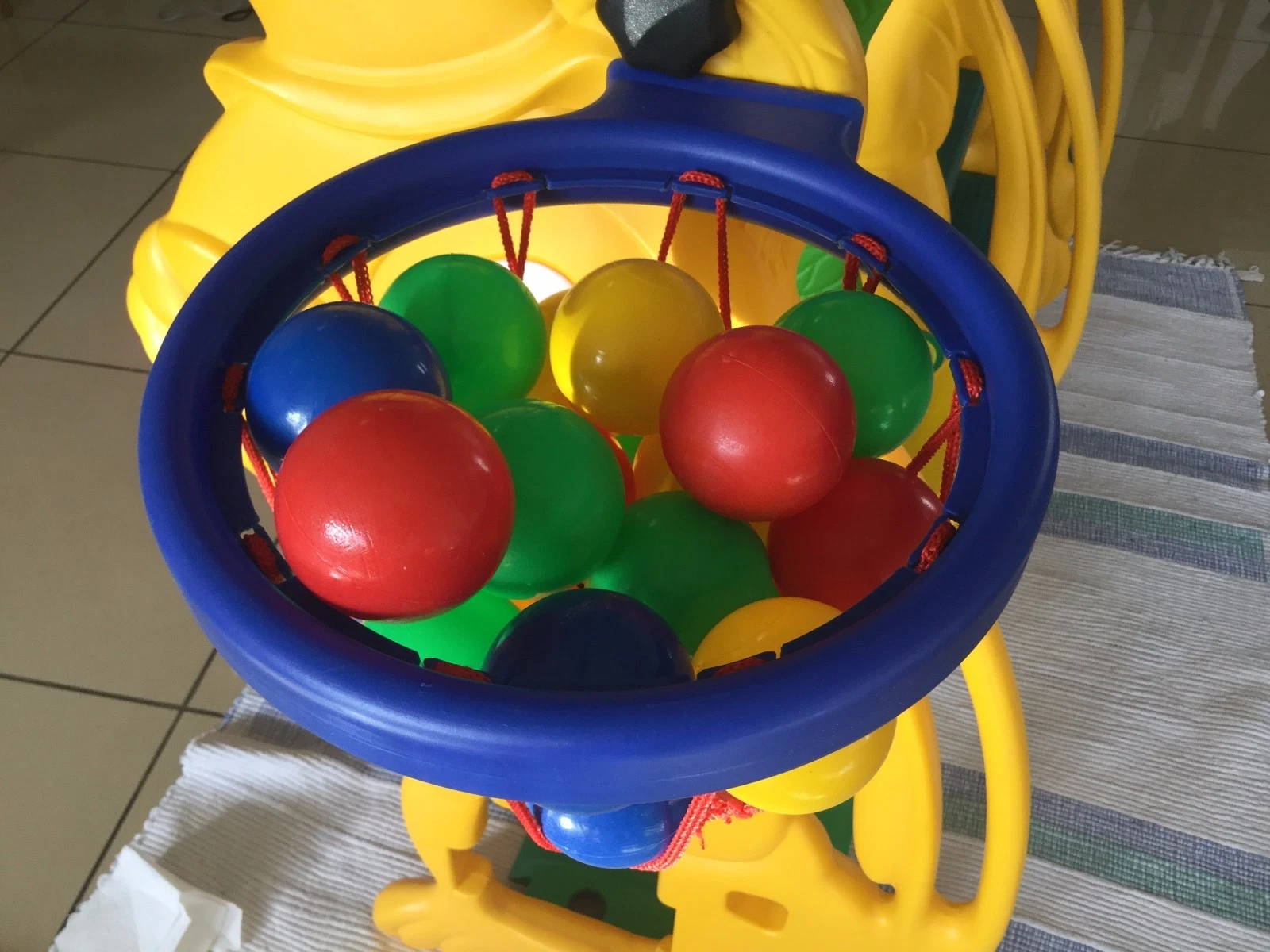 Offer! 100pcs 6.5cm Colourful Kids Play Balls Ball Pool Plastic