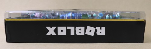 Champions of Roblox 15th Anniversary Edition Boxed Set 6 Figures With CODE New - Picture 6 of 7