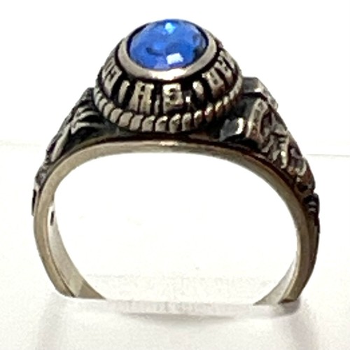 Class Ring Corona Del Mar