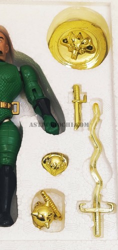 FANTANAUTIC SPACE WARRIOR MAGNETIC MINT IN BOX GIG VINTAGE 1980s MICRONAUTS - Picture 7 of 10
