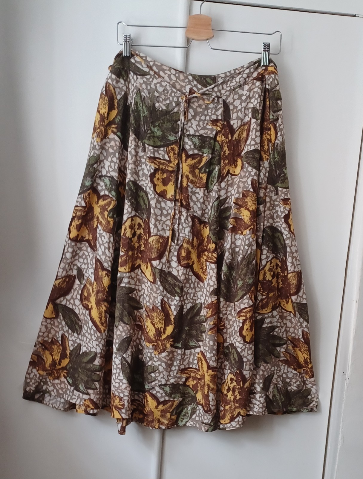 FATFACE AMELIE SKIRT IN  ABSTRACT/FLORAL PATTERN Sz18 SHORT EXCELLENT CONDITION