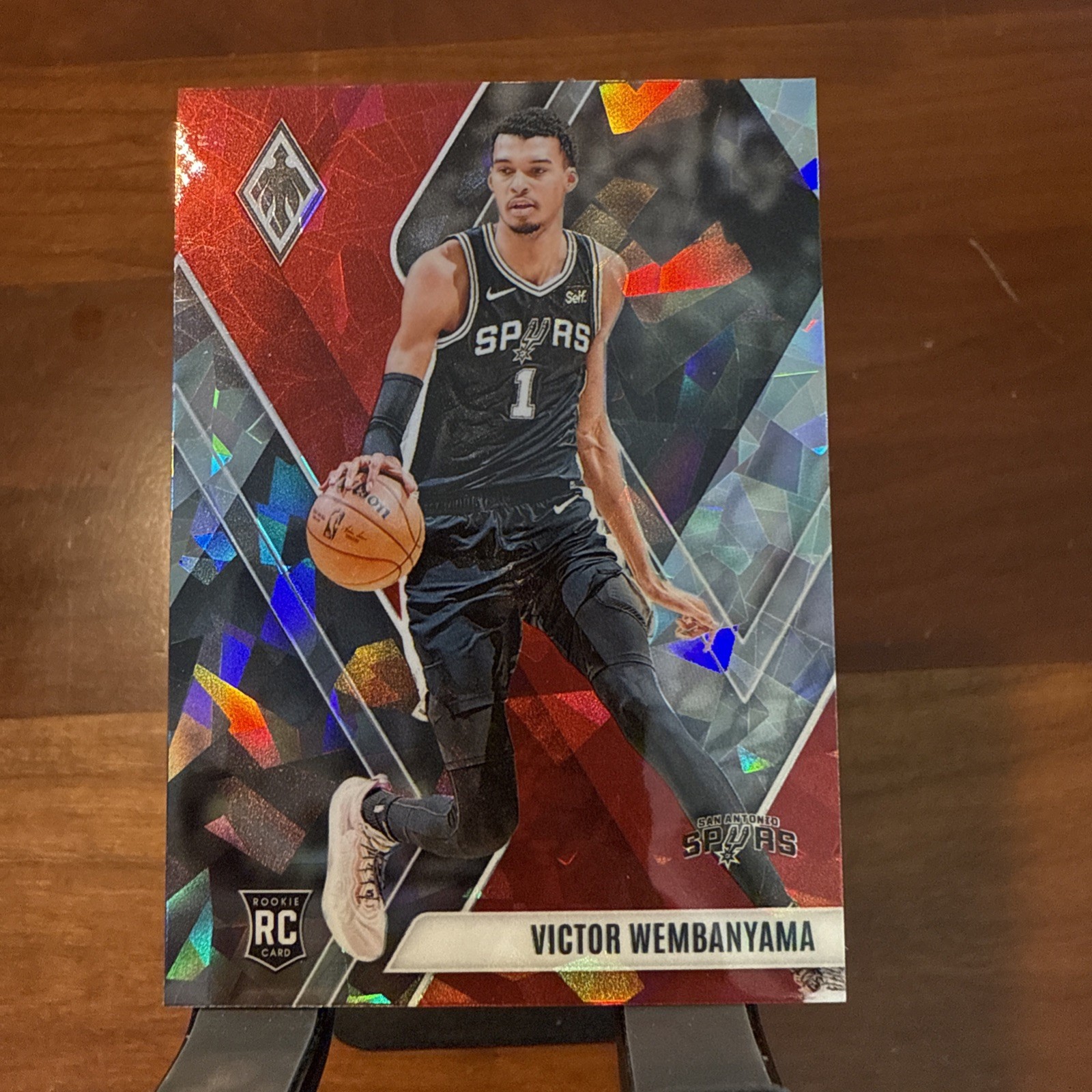 2023-24 Panini Phoenix RED CRACKED ICE Victor Wembanyama RC #256 - Spurs 🔥🏀