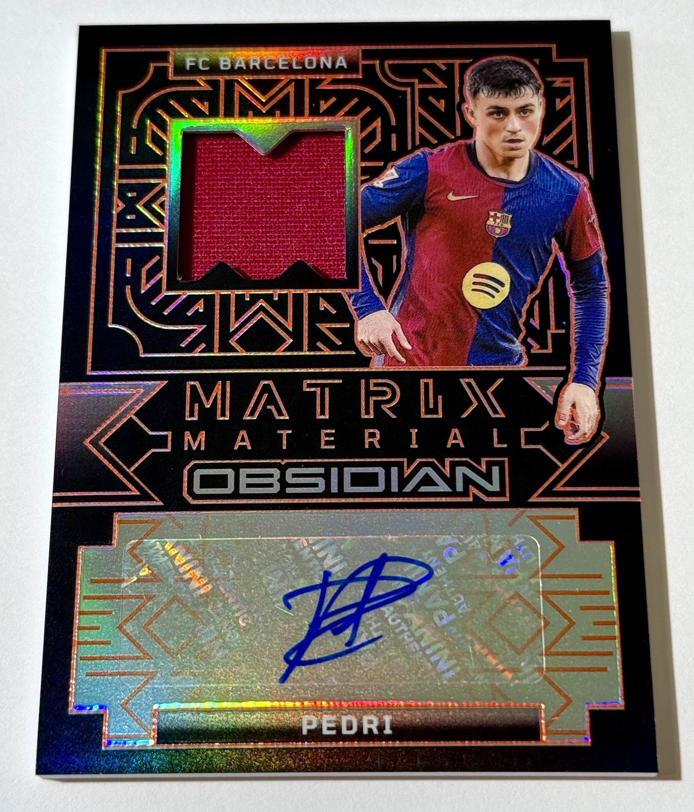 2024-25 Panini Obsidian EE Red Matrix Auto #/10🔥Pedri FC Barcelona
