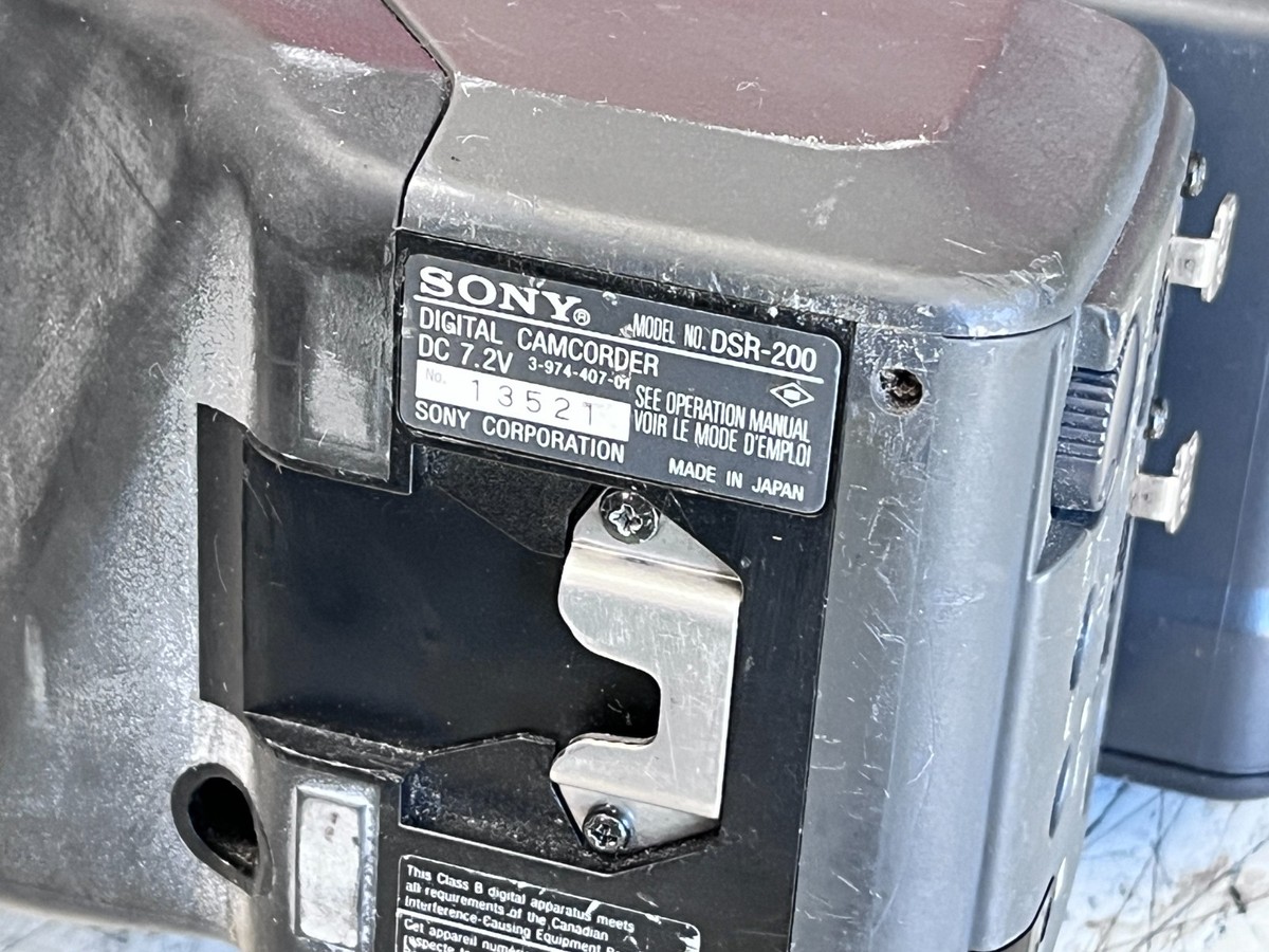 業務用ビデオカメラ　 ３CCD SONY DVCAM DSR-200 Sony DSR-200 DVCAM Digital Camcorder Super Steady Shot 3CCD | eBay