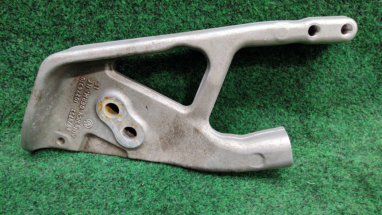 2019-2023 Bmw X5 Left Front Brace Crash Wedge Oem 31106878753