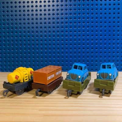 Capsule Plarail Thomas Container Car Tank Car Sedan Vehicle Toys Set Bundle
