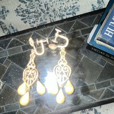 Gold Tone Screw Back Clip-On Chandelier Dangl...