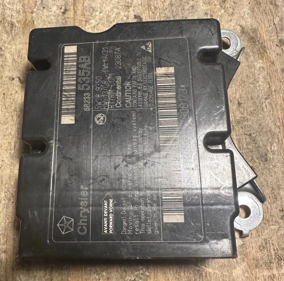 2014-2020 DODGE CARAVAN Restraint Control OEM Chrysler Town & Country - Image 4 of 4