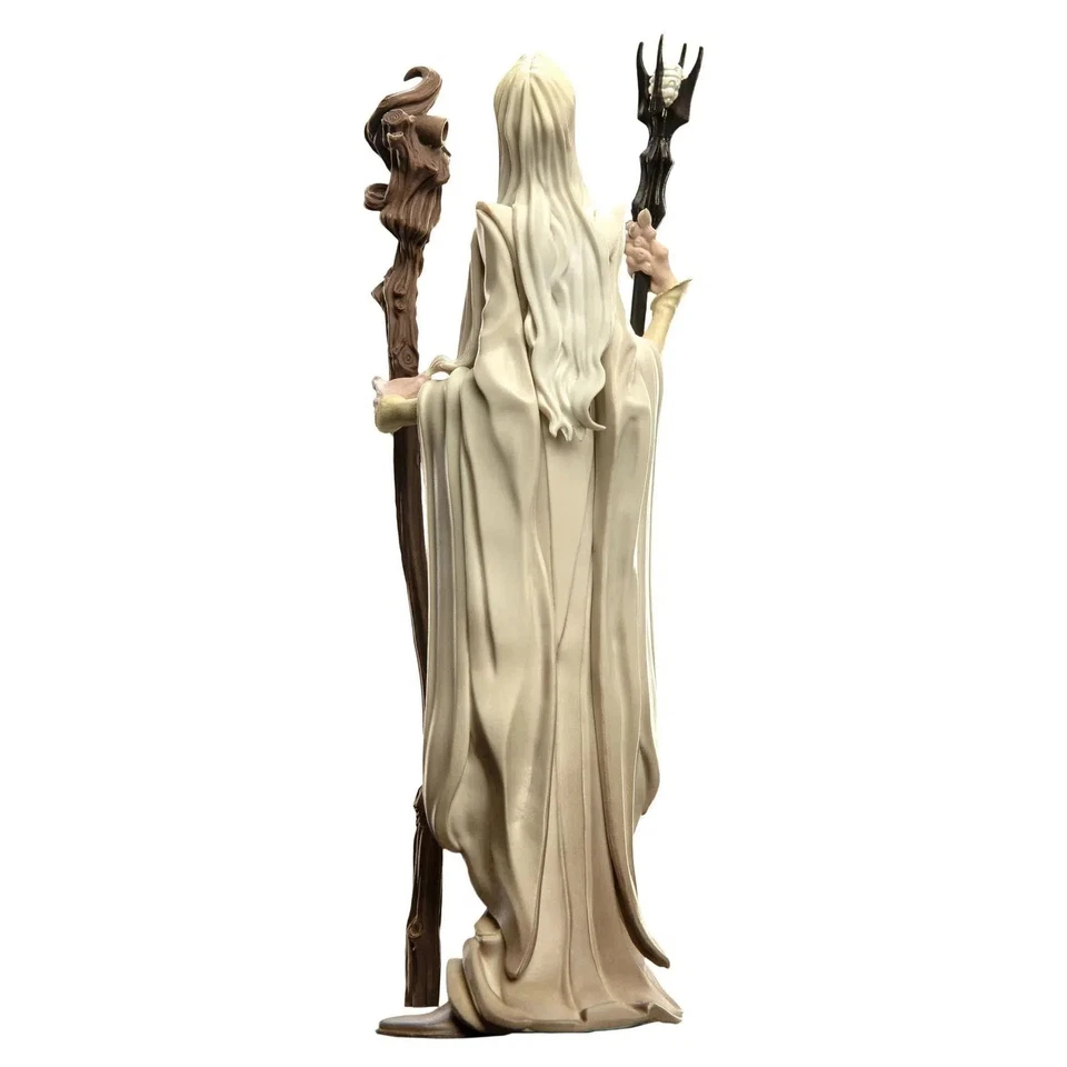 The Lord of the Rings - Saruman the White with Gandalf's Staff Figure ( - Image 2 of 4