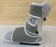 Procare 79-90550 Hook & Loop Closure Universal Podous Boot, Regular