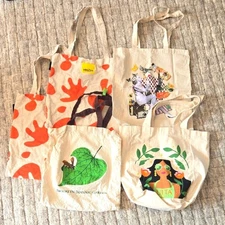 Bundle of Five Lightweight Canvas Tote Bags- Ulta Beauty, Vestre, Botanic Garden