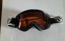 Bolle Bolle Carve Snow Ski Goggle Black S2 with Vermillion Gun Lens. Use