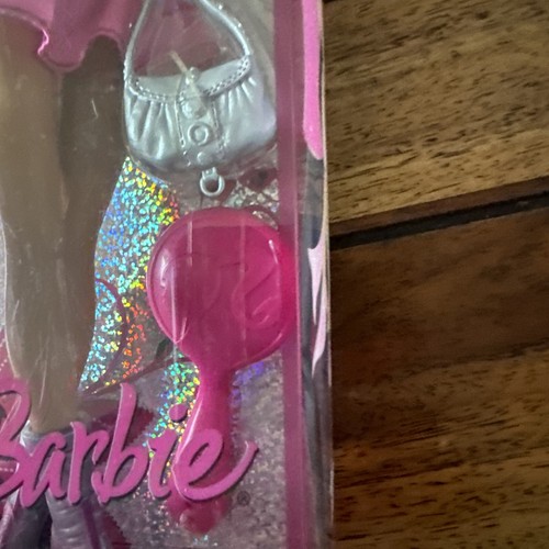 Mattel 2007 Barbie Fashion Fever Teresa Doll Hot Pink Mini Dress #L9537 NRFB - Picture 5 of 11
