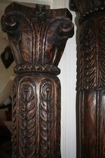 Colonnes en teck sculpté –