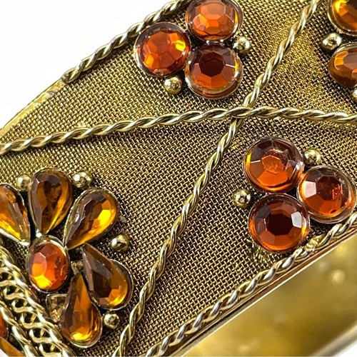 Beautiful Unsigned Vintage Gold Tone Cuff Topaz Rhinestone Ornate Bracelet - Picture 6 of 9