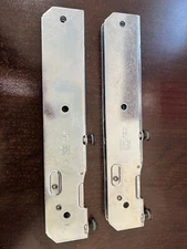 GE wall oven Hinge Receptacle WB10T10053 (MOD# JTP20BF4BB)