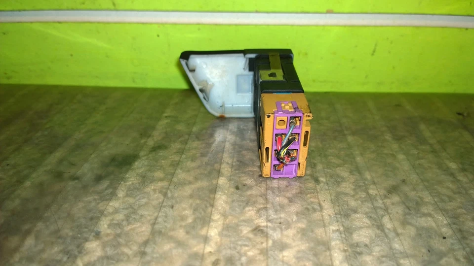 98 99 00 01 02 03 04 05 VOLKSWAGON ESCARABAJO ASIENTO DERECHO INTERRUPTOR CALENTADOR OEM 1409-9 Foto 2 de 2