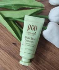PIXI Skintreats Glow Mud Cleanser Deep Purifying Cleanser 0.5 fl oz. Travel Size