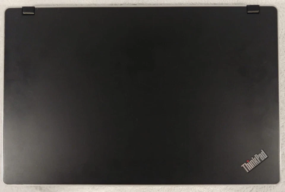 Lenovo ThinkPad Edge 15 | i7-640M | 8GB RAM | 500GB SSD | Windows 11, Office 365 Foto 3 de 4