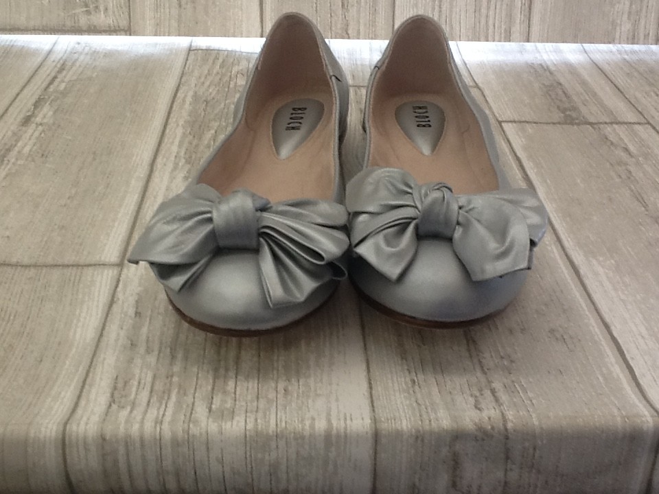 Bloch London Clara Ballet Flat - Women's Size 6 Silver Silver Silver 45a6db Bloch London Clara Ballet Flat - Women's Size 6 Silver Silver Silver 45a6db