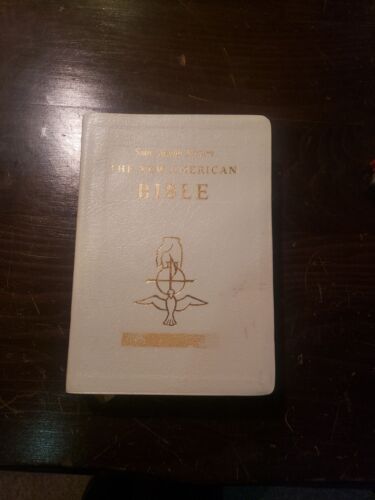 Saint Joesph The New American Bible - Picture 1 of 3