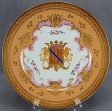 Old Paris Lions Armorial Crest Pink Roses Apricot & Gold 10 3/8 Inch Plate B