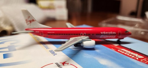 1/400 Dragon Wings Boeing 737-430 Virgin Express NMIB - Picture 3 of 9