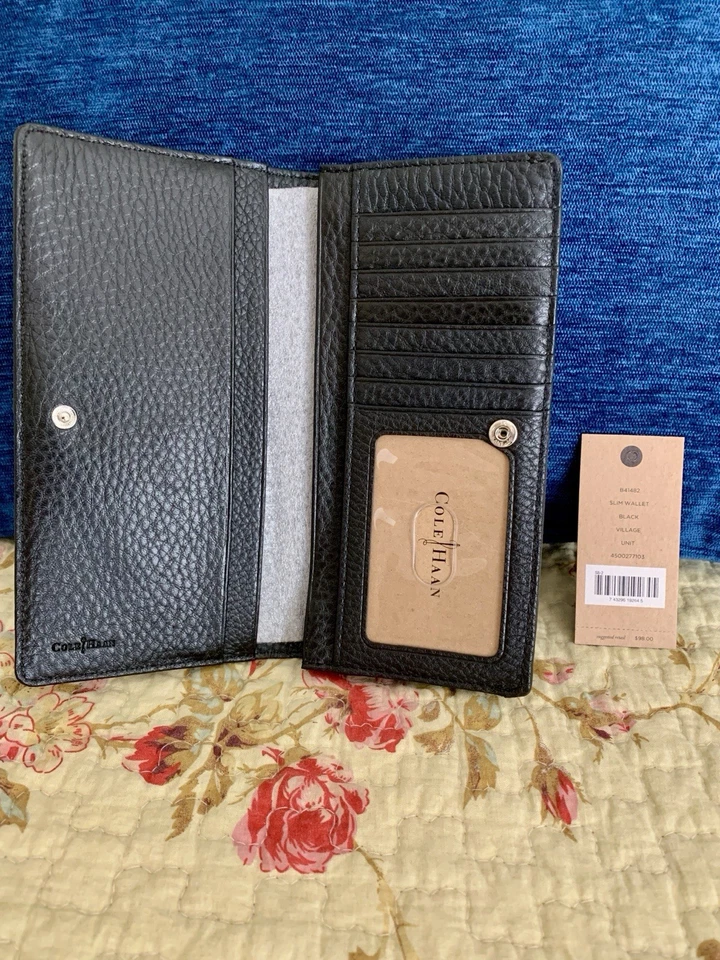 Cartera delgada Cole Haan, colección Village, cuero granulado negro. Foto 3 de 3