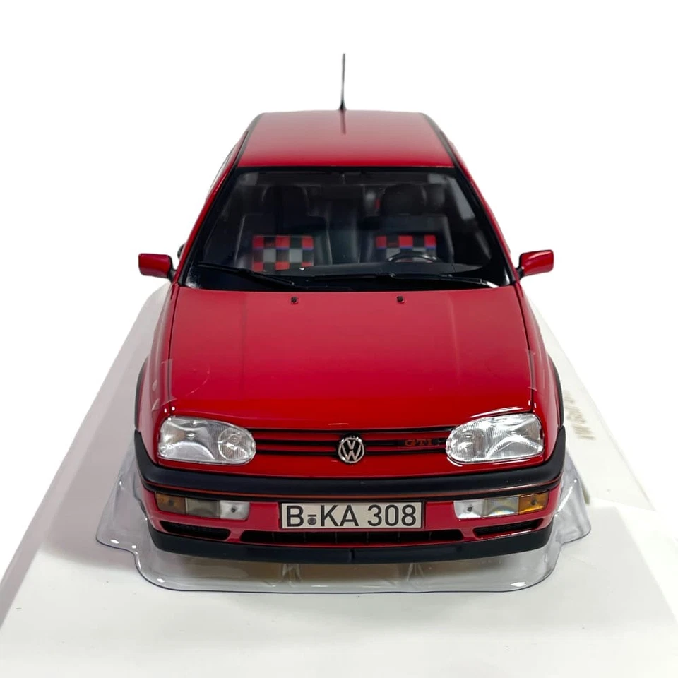Modellino Auto Norev 1/18 Volkswagen Golf GTI Flash Red 1996 - Immagine 2 di 4
