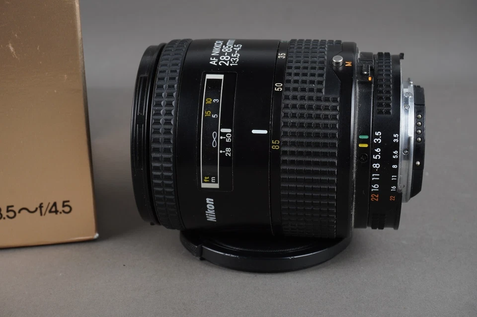 Nikon AF Zoom-Nikkor 28-85 mm 1:3,5-4,5, en caja Foto 3 de 4