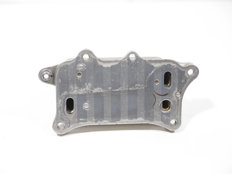 Audi A6 Quattro C7 2012-2018 3,0 L V6 AWD motor enfriador de aceite 06E117021M OEM Foto 3 de 4