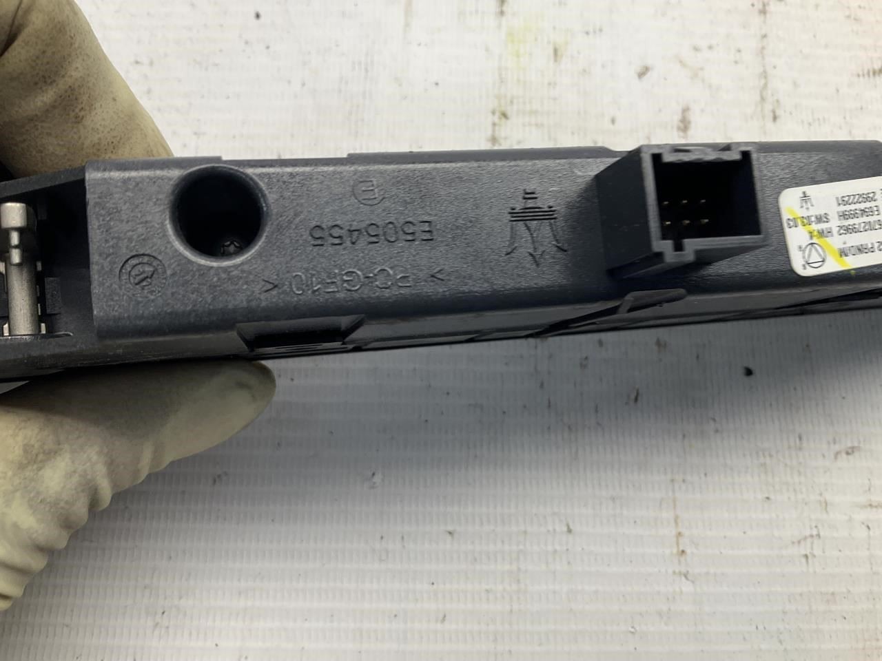 2023 Maserati Grecale Center Console Gear Shifter Button Switch Panel T