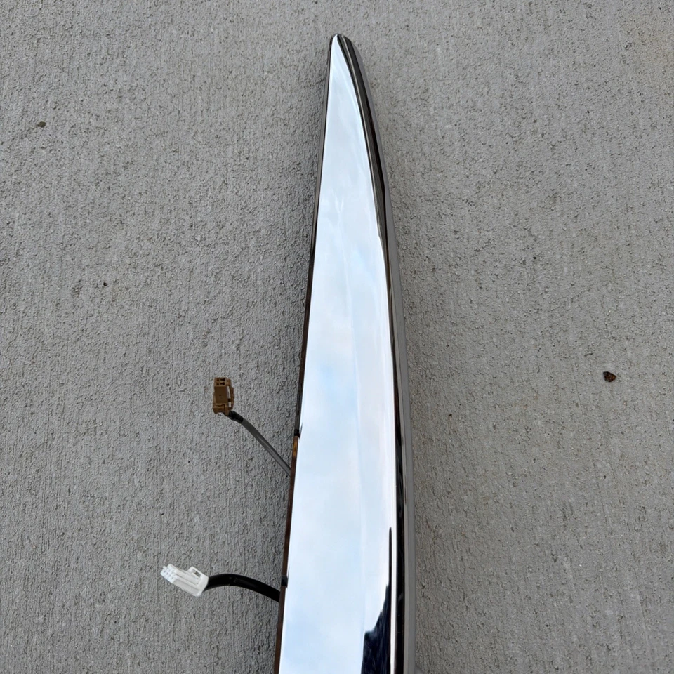 07-13 Infiniti G35 G37 Sedán Maletero Decoración Moldura Cromo Cámara OEM 2 Foto 4 de 4