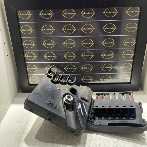 Mercedes W211 E Klasse Leitung Verbinder Vorsicherungsdose A2115461341