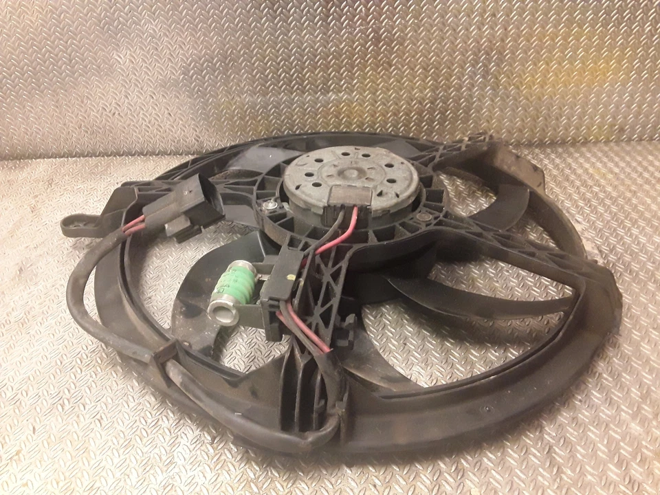 MINI Radiator Cooling Fan COOPER S R55 R56 R57 1.6 Petrol 128kw OEM 5758003 - Image 2 of 3