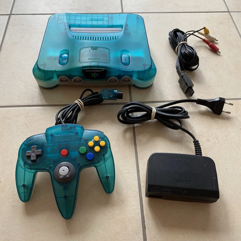 Console Nintendo 64 N64 Bleu Vert Translucide Câble Et Manette - NUS-001(EUR) - Photo 2/4