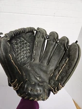 Mizuno Prospect Series 12" GPL 1206 Pink Black RHT Softball Glove. Used