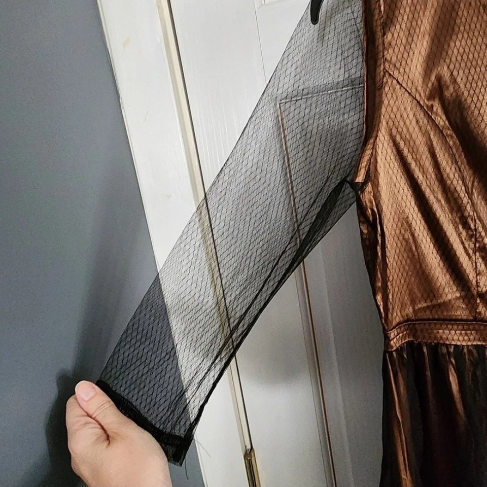 Golden Brown Satin Ballgownwith blacked tulle skirt and black Belt - Image 2 of 4