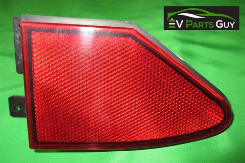 Tesla Model S 2012-2016 TAIL LIGHT REFLECTOR - RIGHT, PASSENGERS - 1010363-00-E - Picture 3 of 5
